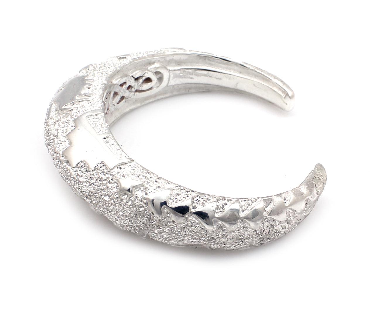 Round Rock Elk/Buffalo Cuff Bracelet-Jewelry-Ben Nighthorse-Sorrel Sky Gallery