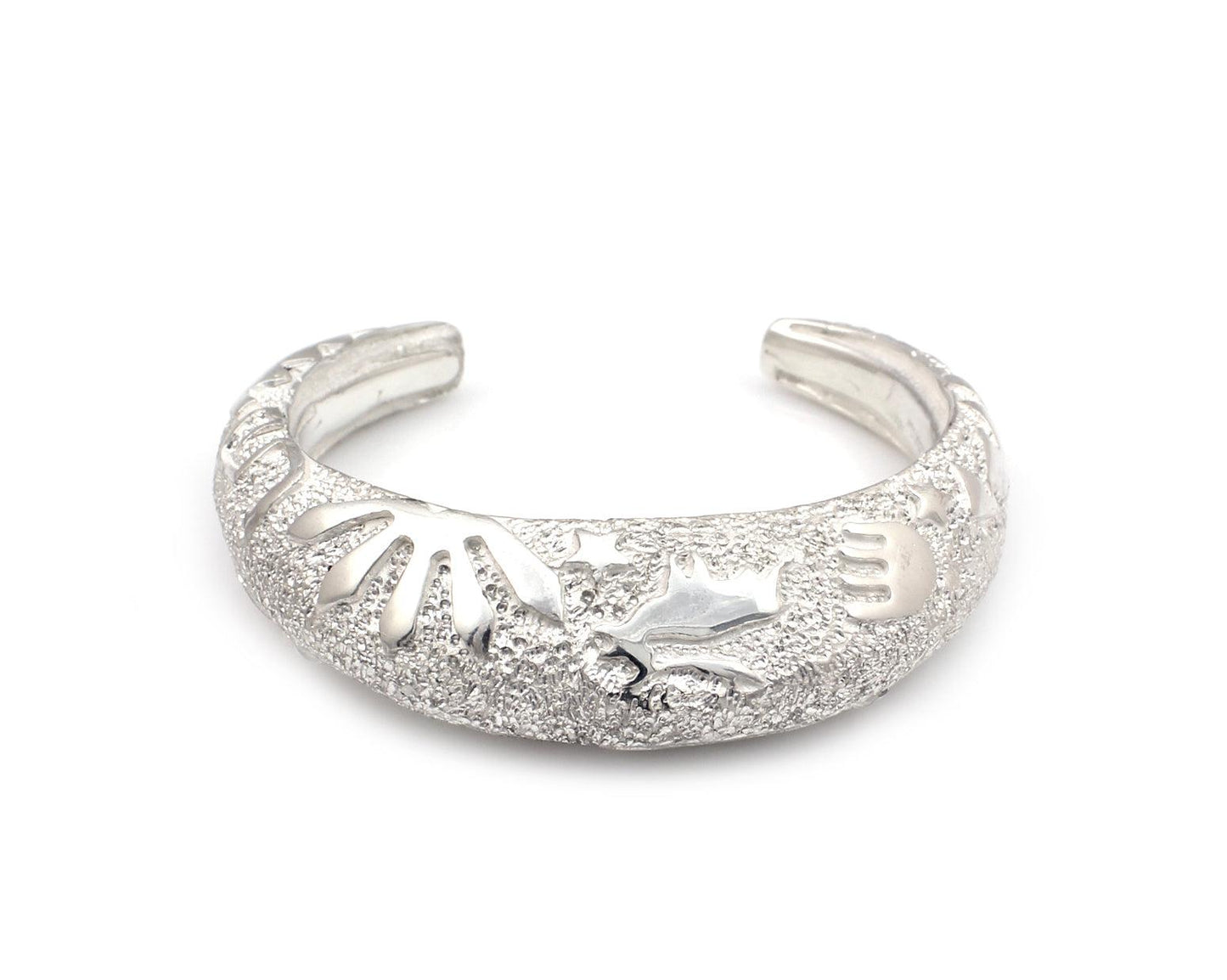 Round Rock Elk/Buffalo Cuff Bracelet-Jewelry-Ben Nighthorse-Sorrel Sky Gallery
