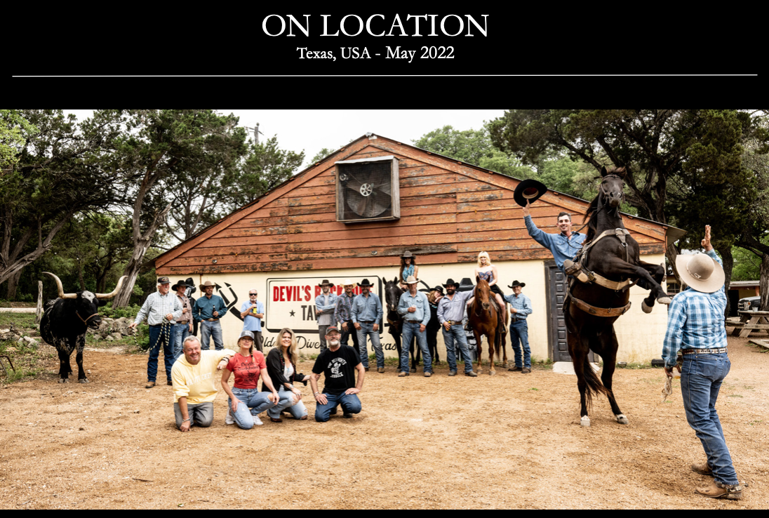 Beer Run-Photographic Print-David Yarrow-Sorrel Sky Gallery