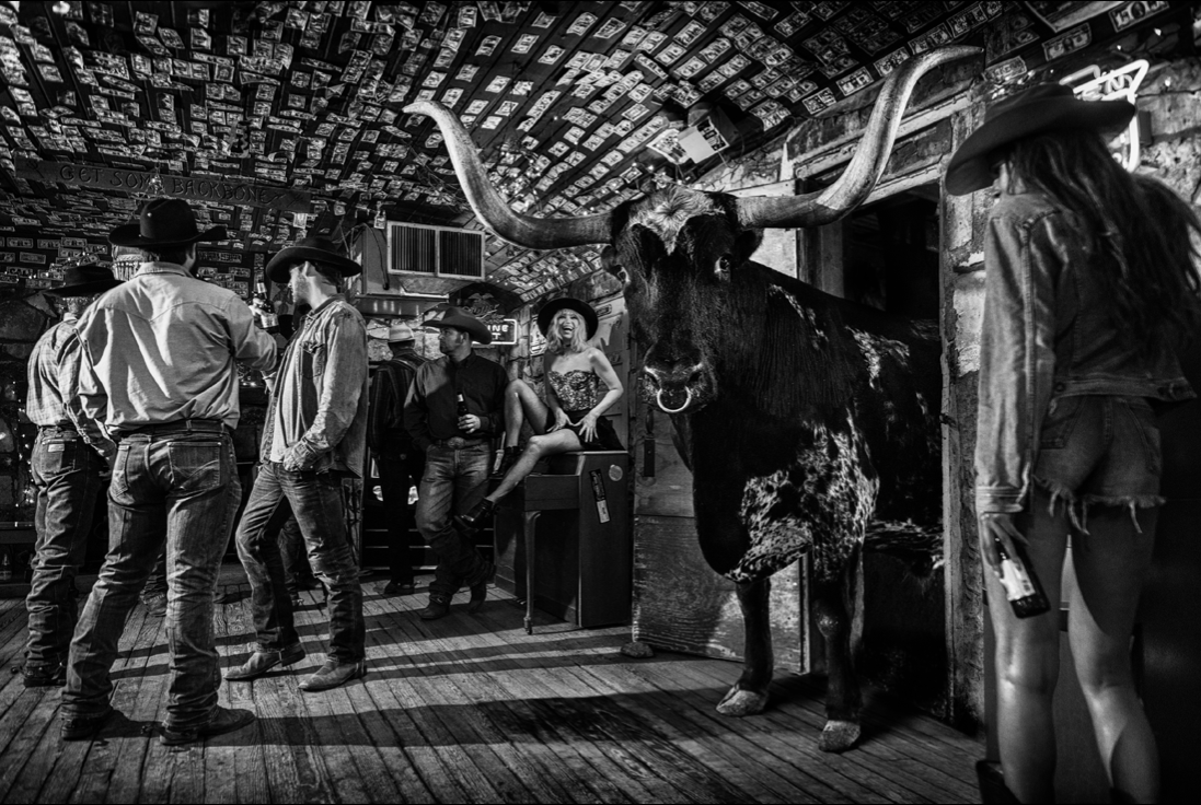 Beer Run-Photographic Print-David Yarrow-Sorrel Sky Gallery