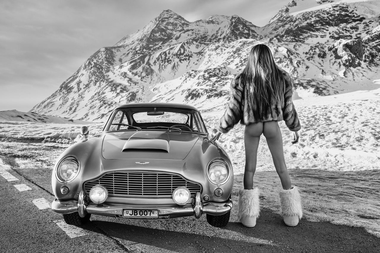 James?-Photographic Print-David Yarrow-Sorrel Sky Gallery