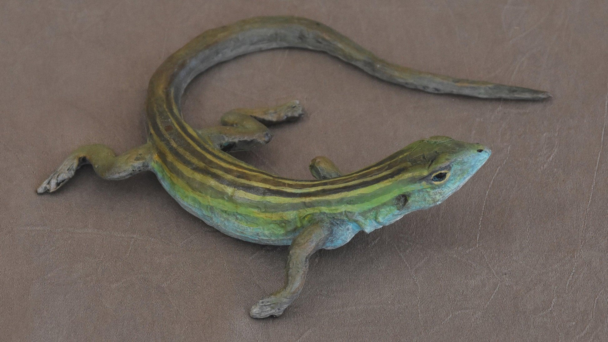 Lizard-Sculpture-Jim Eppler-Sorrel Sky Gallery