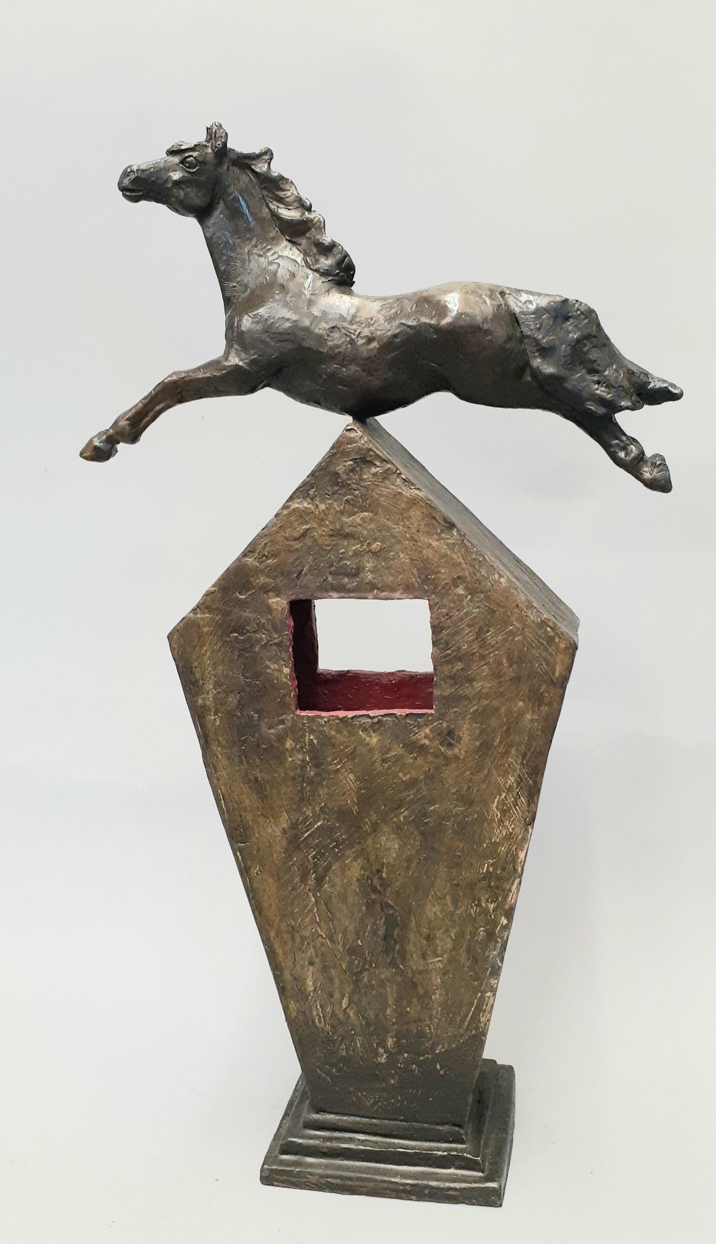 Escapafe-Sculpture-Lisa Gordon-Sorrel Sky Gallery