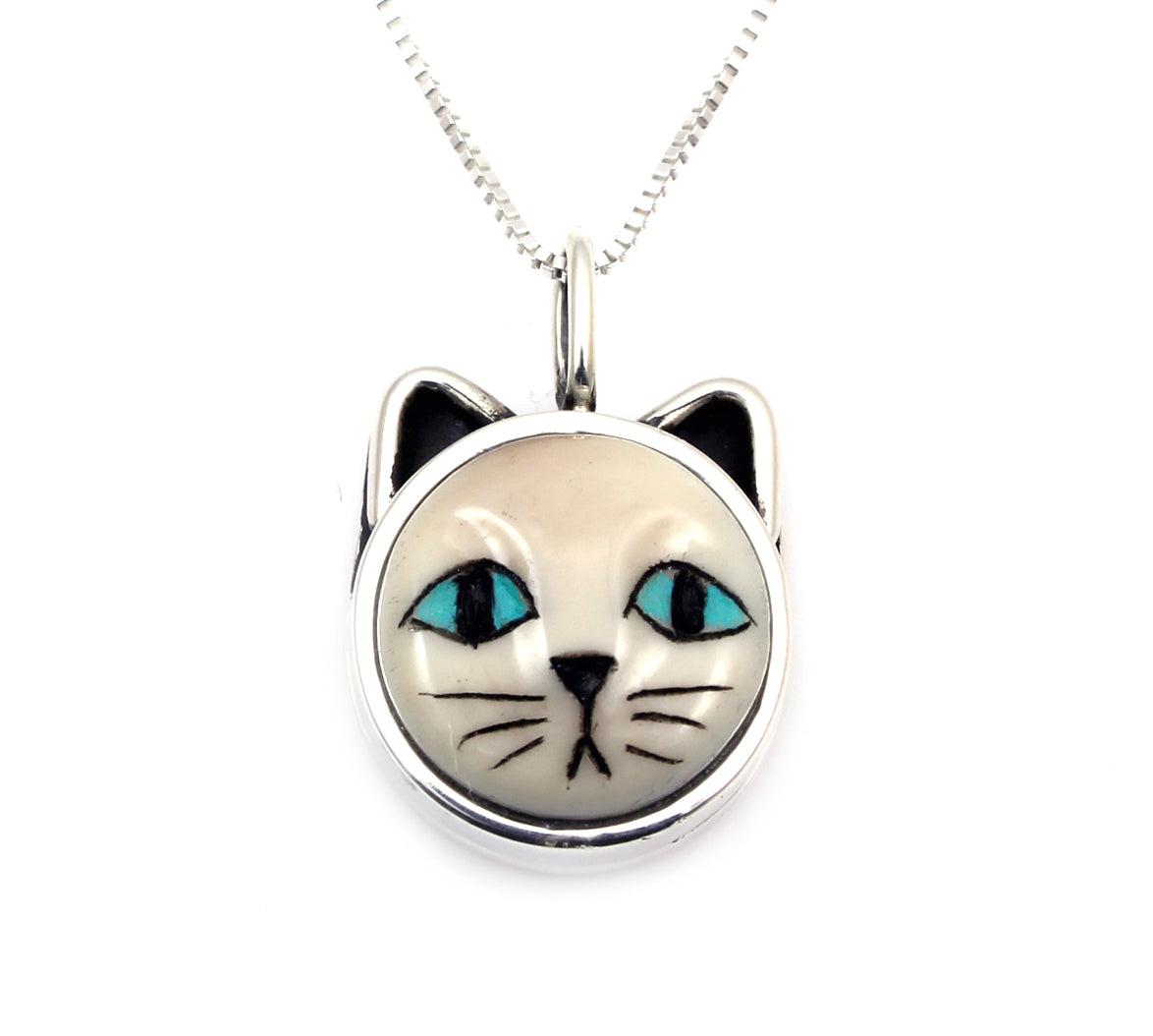 Blue Eyed Cat Pendant1