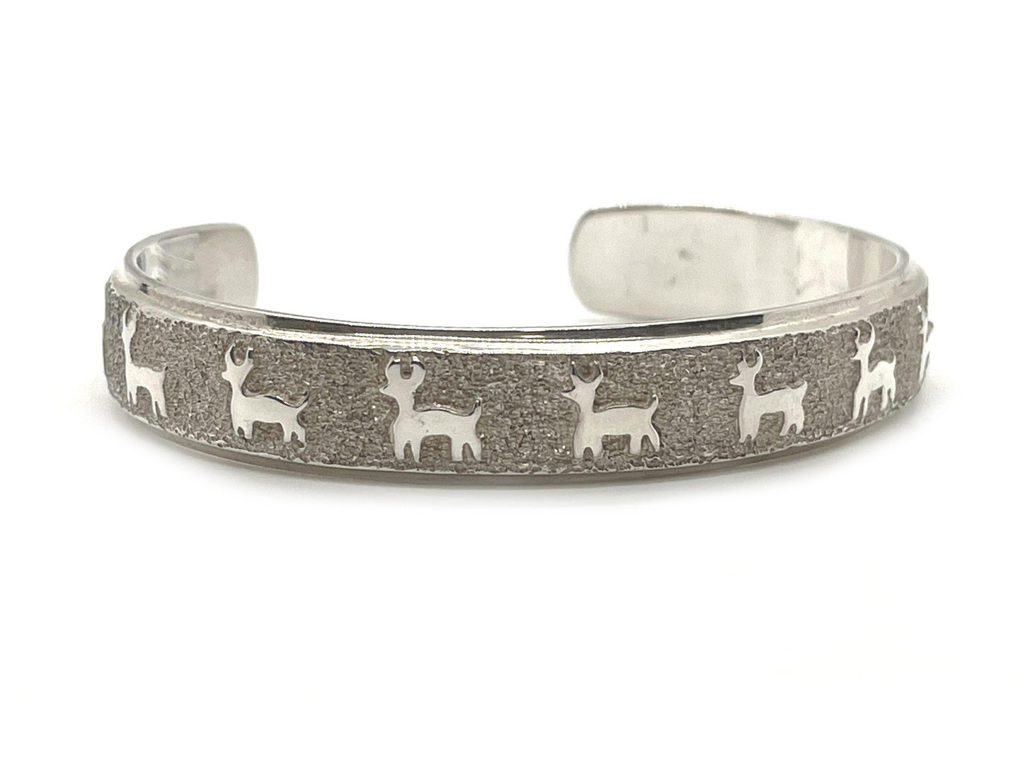 All Metal Narrow Deer Bracelet
