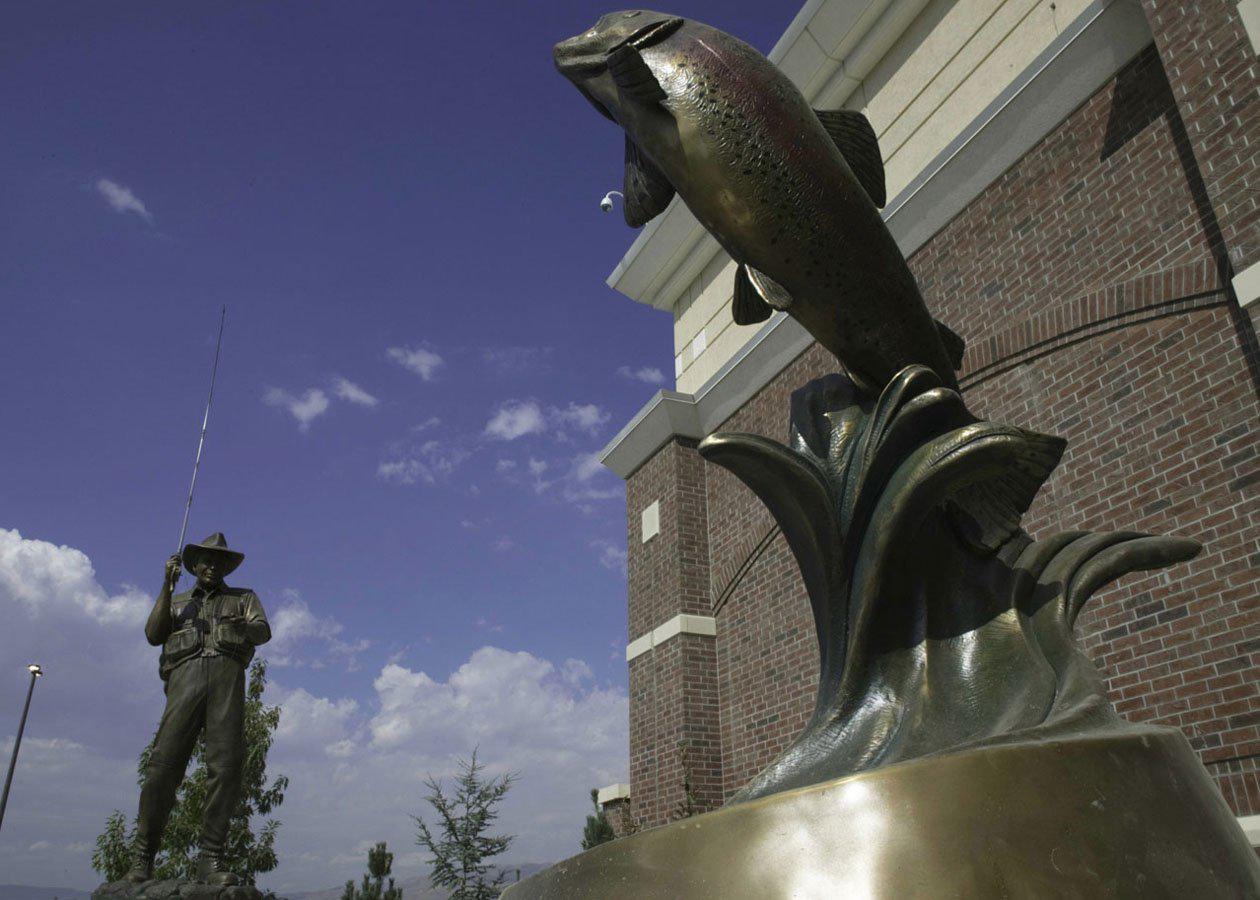 Hooked - Fly Fisherman 12' Monumental