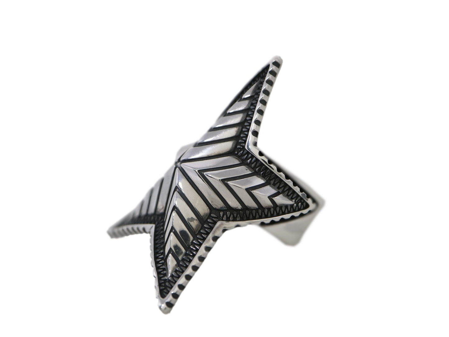 Depp Star Ring