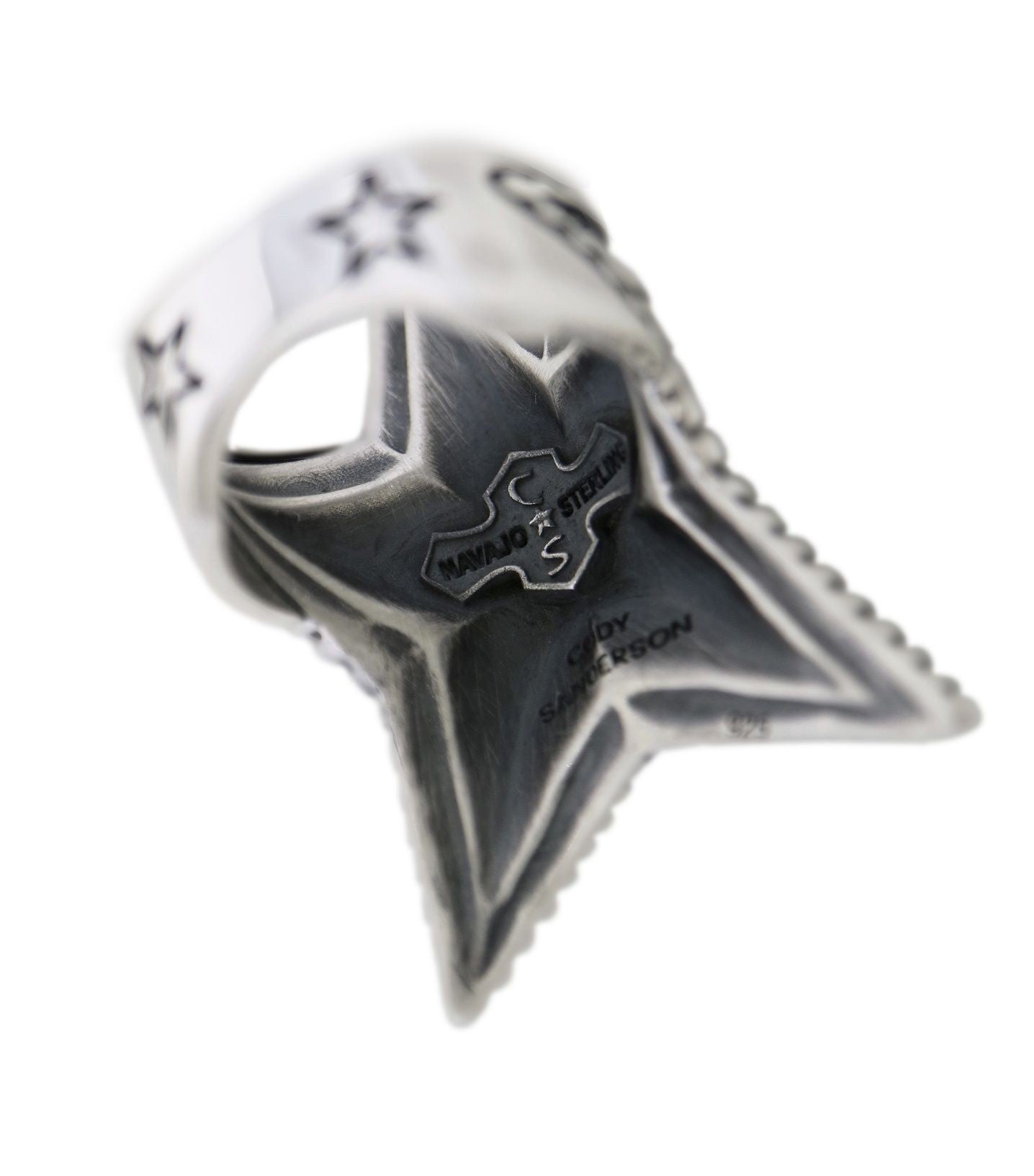 Depp Star Ring