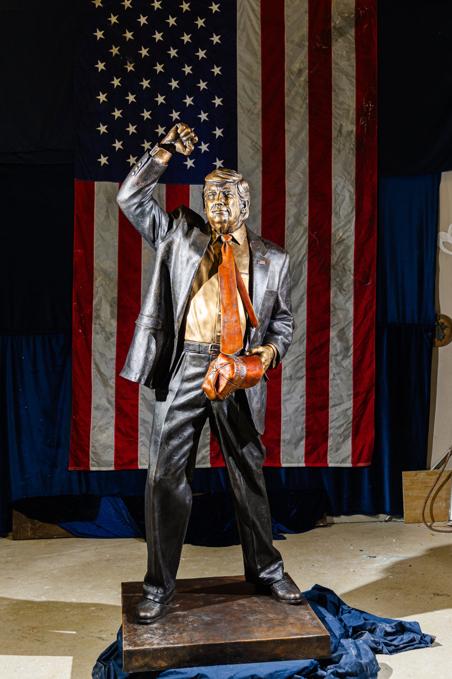 Donald Trump-Sculpture-George Lundeen-Sorrel Sky Gallery