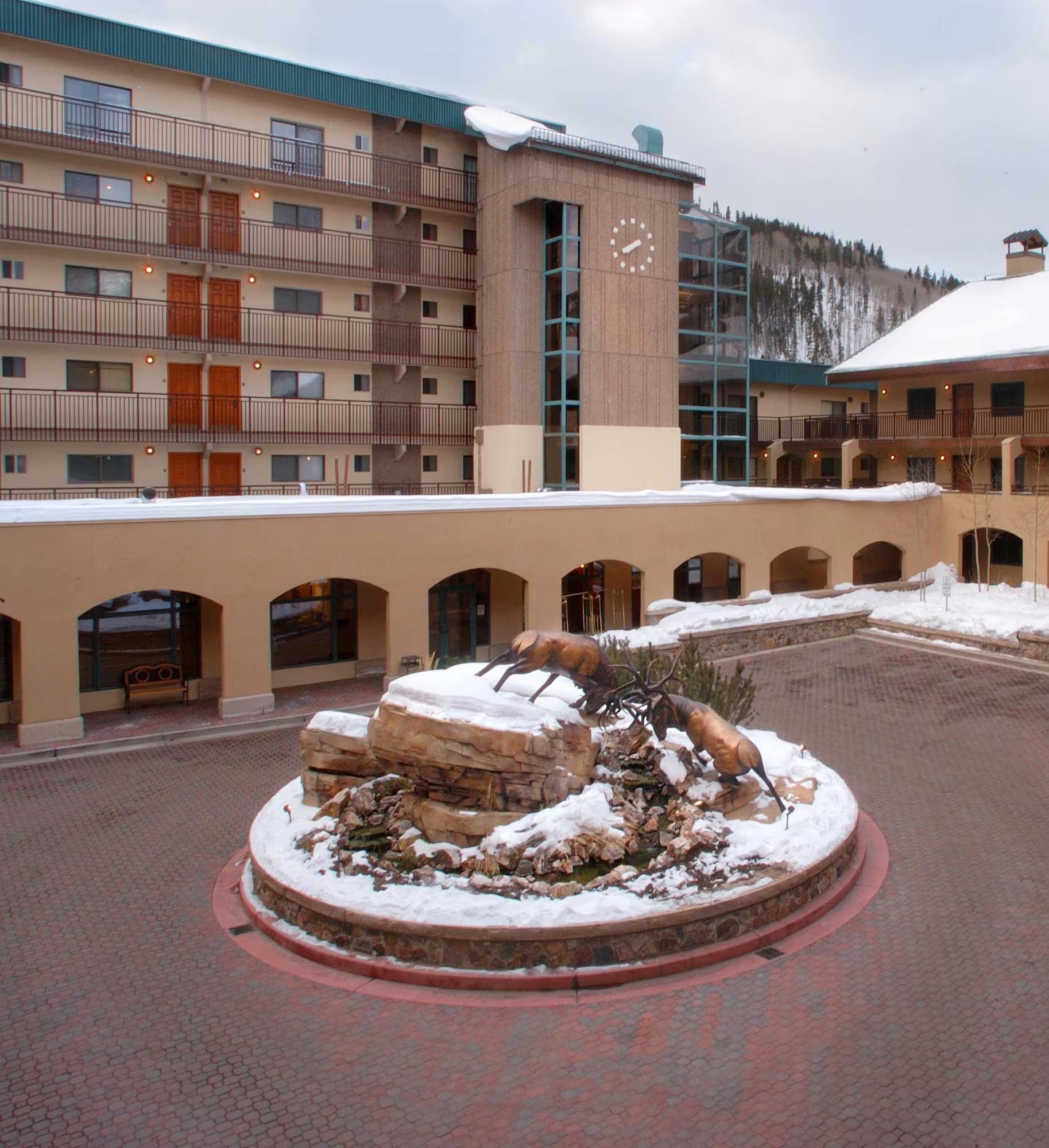 The Battle-Sculpture-Rip Caswell-Sorrel Sky Gallery