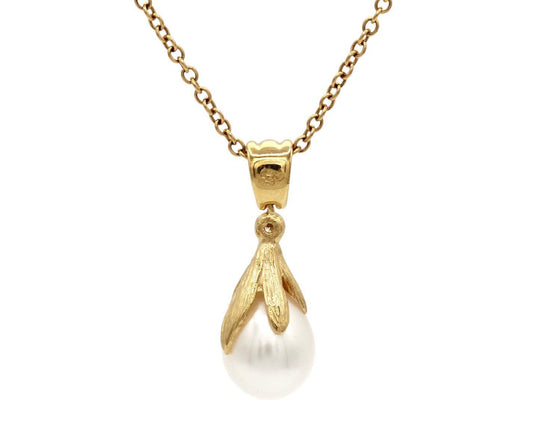 Tulip Pearl Pendant