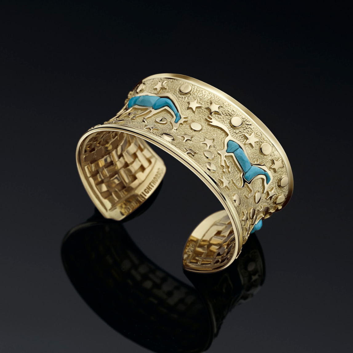18K yellow gold cuff bracelet with horses in Sleeping Beauty Turquoise