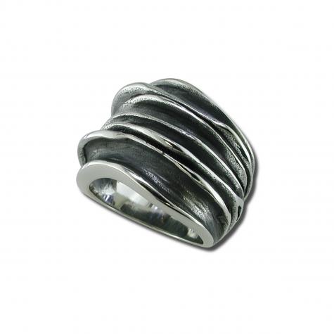 Wide Waves Ring-jewelry-Zina Sterling-Sorrel Sky Gallery
